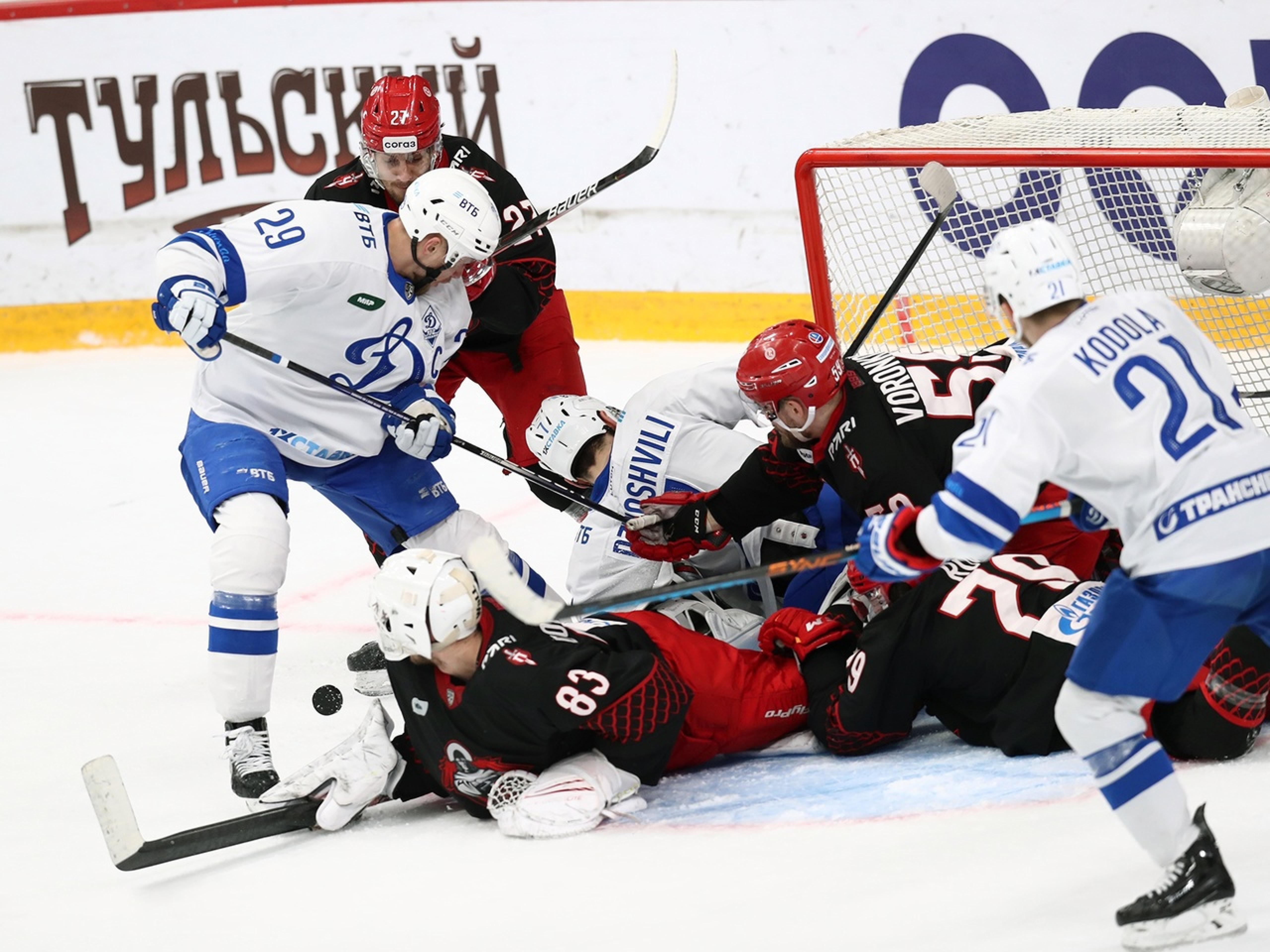 Шайба Каблукова не спасла «Динамо» от поражения в матче с «Витязем»