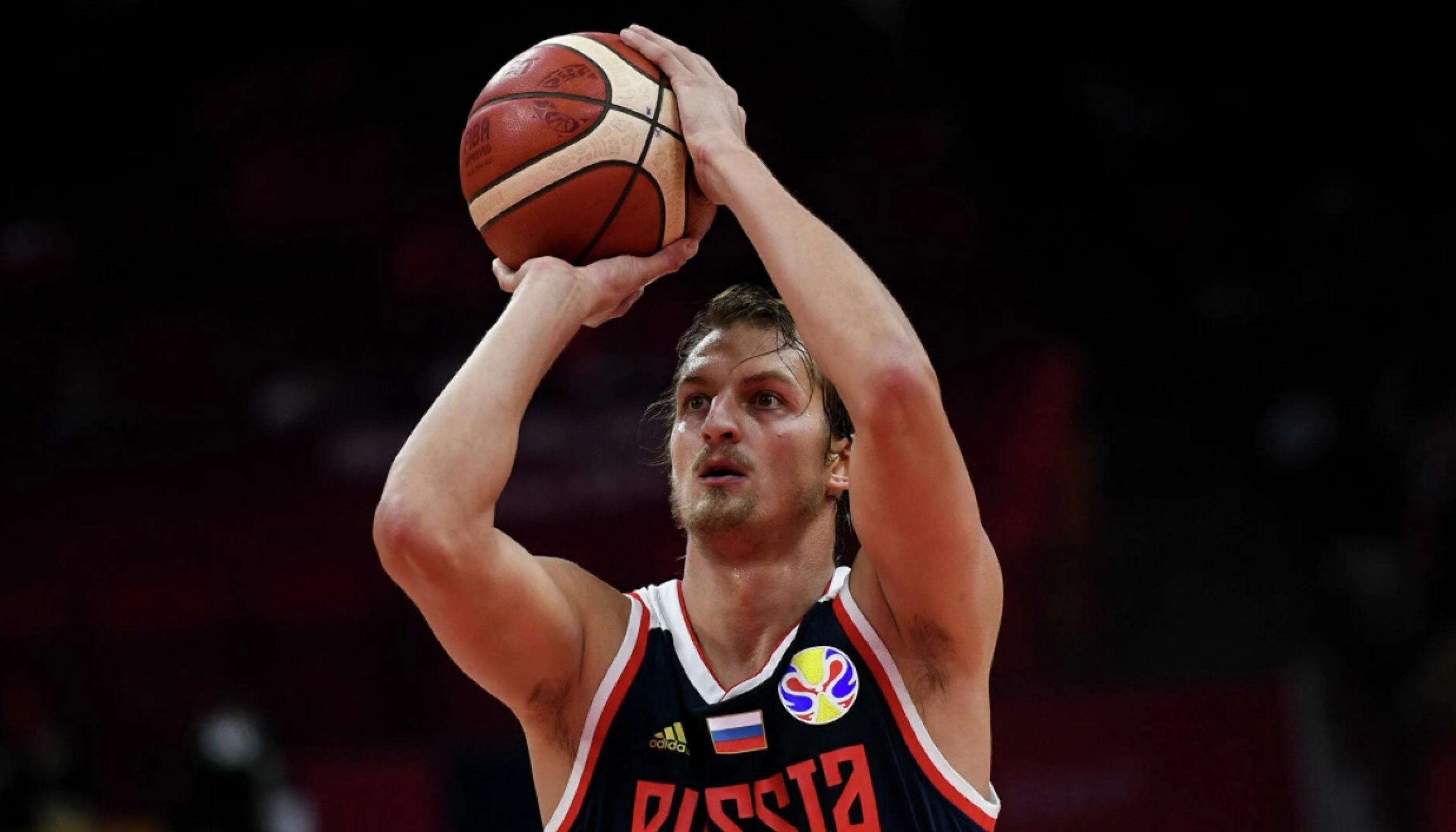 Владимир Ивлев стал игроком ЦСКА