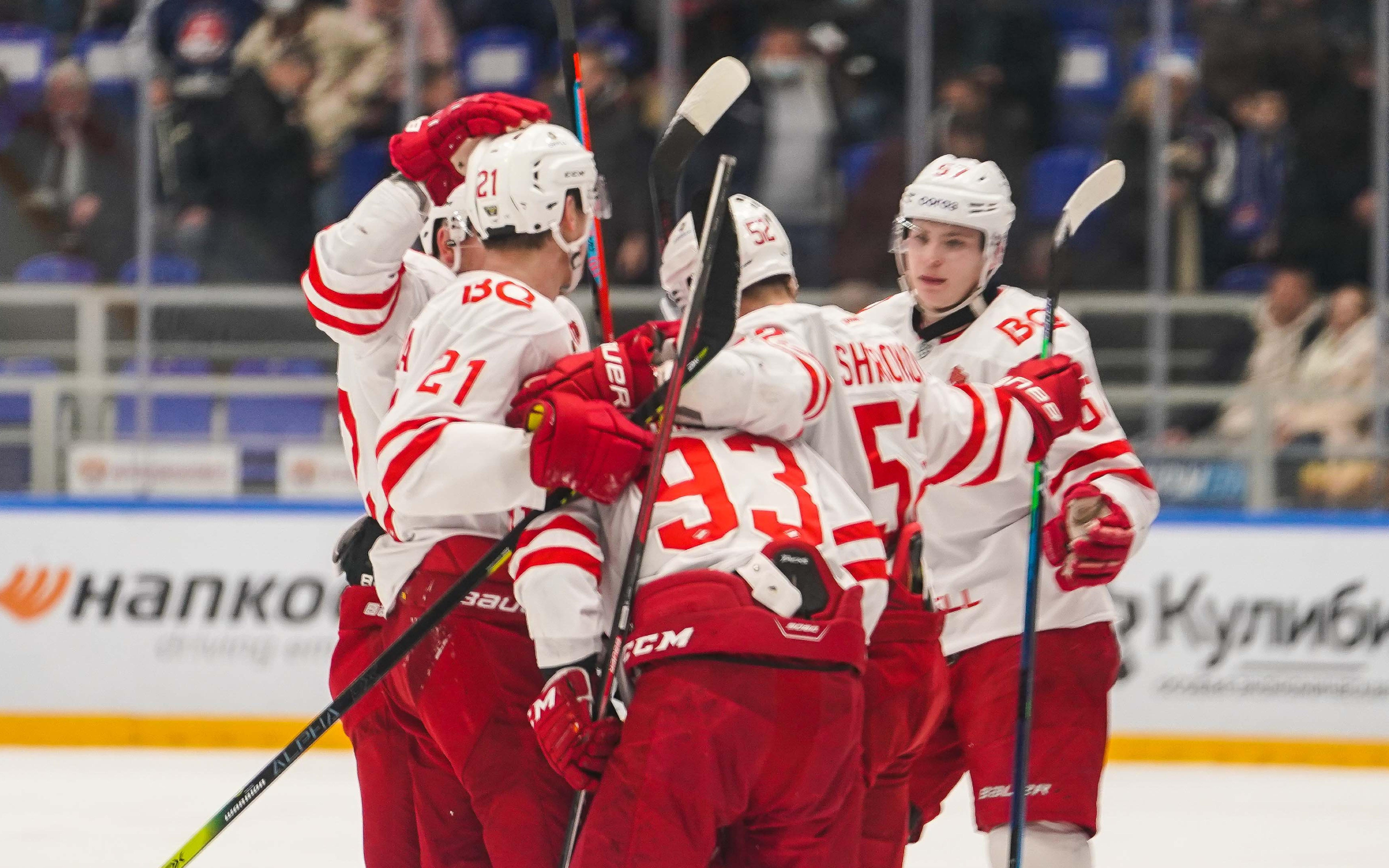 Четвертую победу подряд одержал ХК «Спартак»